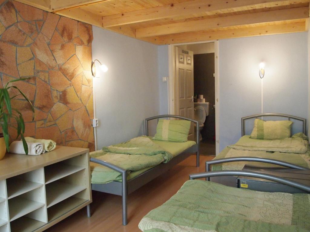Budapest Centrum Cozy Hostel Exterior photo